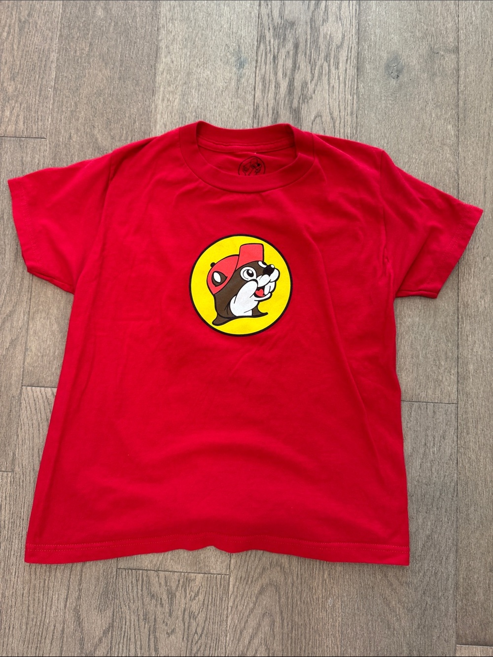 Buc-ee's T-Shirt Red Beaver Logo Youth Boy Girl Medium Short Sleeve Texas Summer